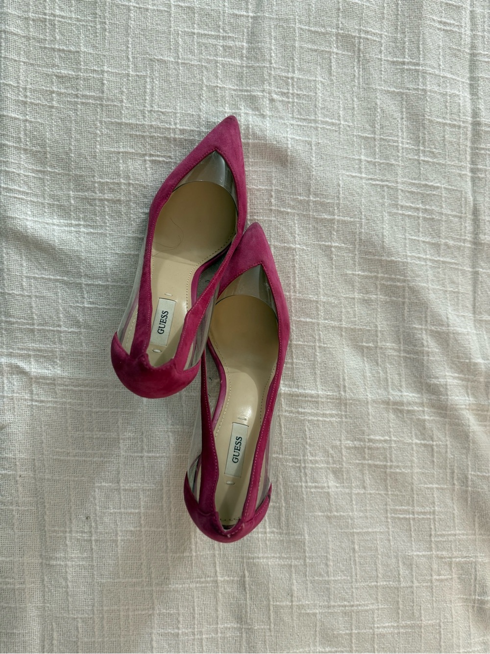 GUESS Women's Fuchsia Suede Pointed-Toe Heels